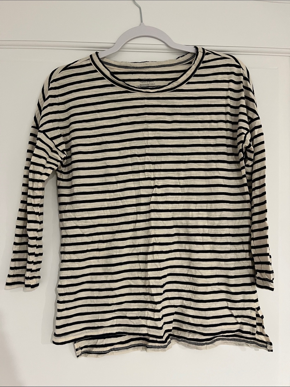 Banana Republic Black & Cream Striped Long-Sleeve Tee